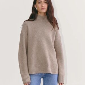 Everlane The Honeycomb Funnel Neck Sweater in Wool Cashmere Oatmeal XS